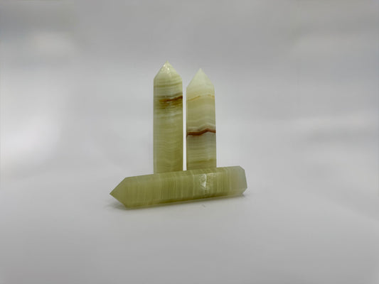 Green Onyx Crystal Tower – Strength, Calm & Grounding