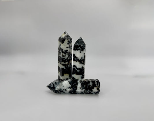 Zebra Jasper Crystal Tower – Balance, Grounding & Motivation