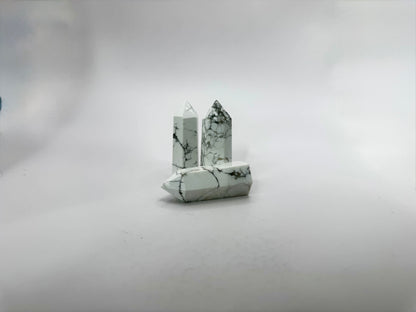 Mini Howlite Crystal Tower – Calm, Peace & Stress Relief